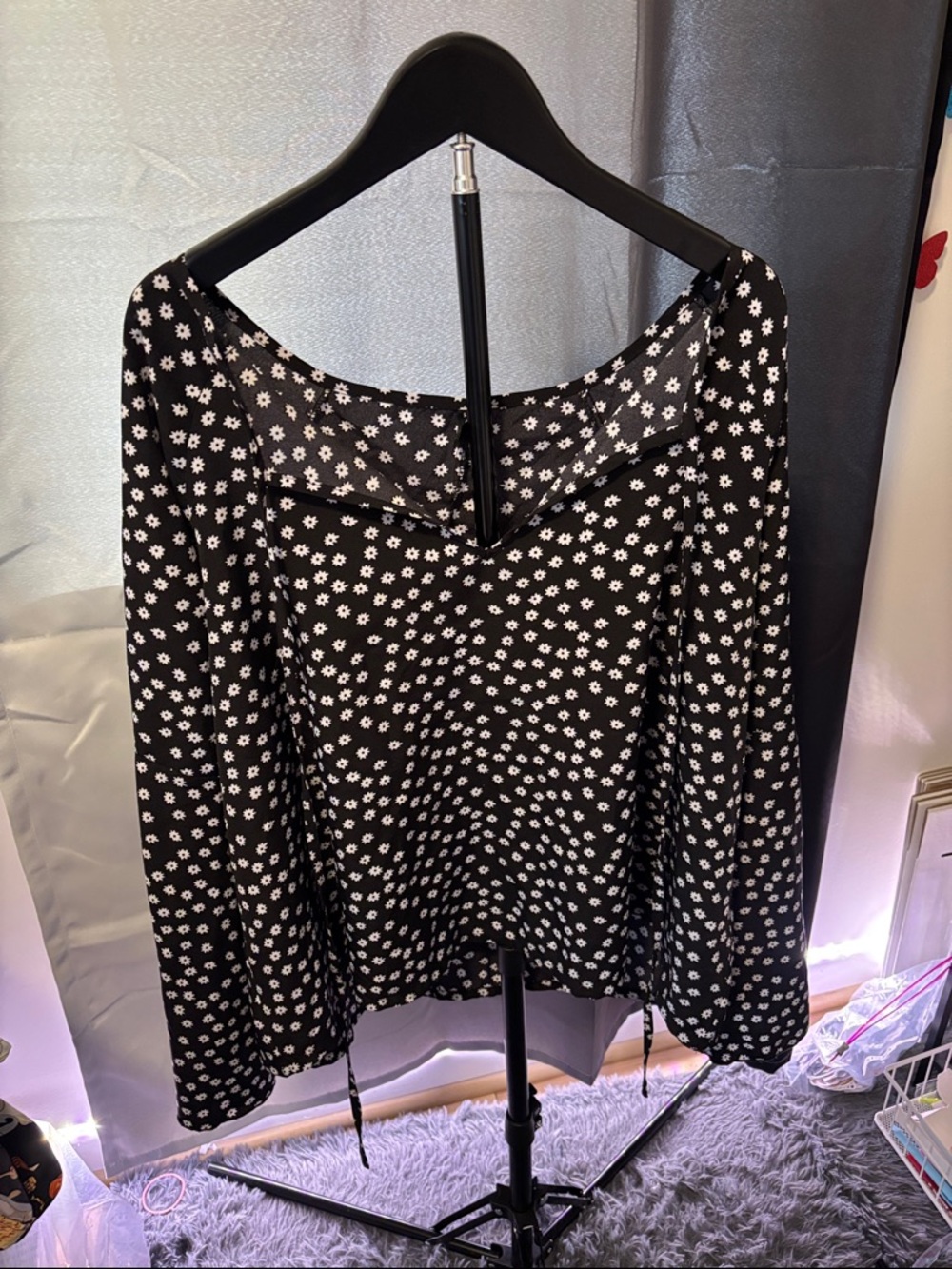 SHEIN Black and White Floral Square-Neck Blouse